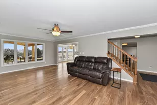 S21W27865 Kame Terrace, Waukesha, WI 53188 - Photo 7