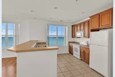 3872 S Lake Dr #209, Saint Francis, WI 53235 - Photo 13