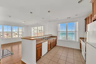 3872 S Lake Dr, Saint Francis, WI 53235 - Photo 5