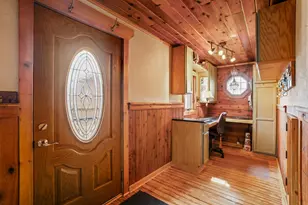 8508 Fox River Rd, Racine, WI 53185 - Photo 7