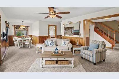 8508  Fox River Rd, Racine, WI 53185 - Photo 5