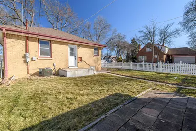 5300 W Euclid Ave, Milwaukee, WI 53219 - Photo 5