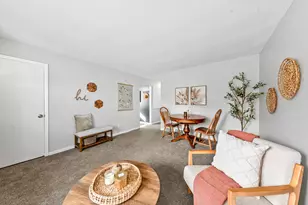 2863 S 34th St, Milwaukee, WI 53215 - Photo 7