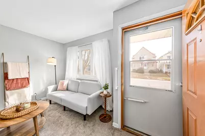 2863 S 34th St, Milwaukee, WI 53215 - Photo 11