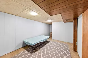 2863 S 34th St, Milwaukee, WI 53215 - Photo 23