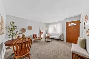 2863 S 34th St, Milwaukee, WI 53215 - Photo 3