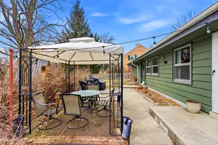 N75W7085 Linden St, Cedarburg, WI 53012 - Photo 27