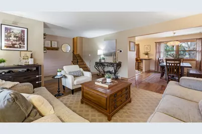 N75W7085  Linden St, Cedarburg, WI 53012 - Photo 9