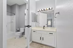 2720 Northview Rd, Waukesha, WI 53188 - Photo 15