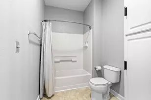 2720 Northview Rd, Waukesha, WI 53188 - Photo 13