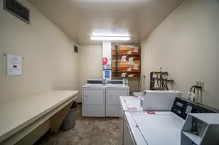 2025 E Greenwich Ave, Milwaukee, WI 53211 - Photo 19