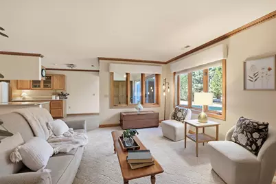 465  Hartford Sq #1, Hartford, WI 53027 - Photo 5