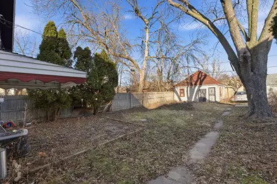 4058 N 24th Pl, Milwaukee, WI 53209 - Photo 13