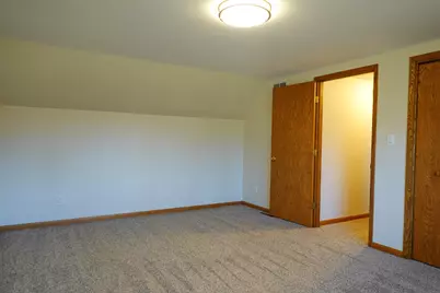 715  Torrey Pines Dr, Twin Lakes, WI 53181 - Photo 19