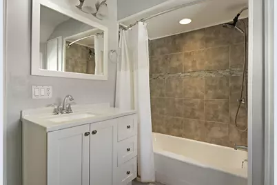 934  Cleveland Ave, Racine, WI 53405 - Photo 19