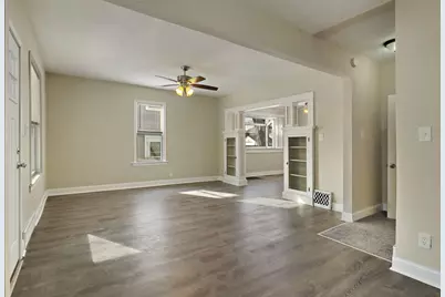934  Cleveland Ave, Racine, WI 53405 - Photo 5