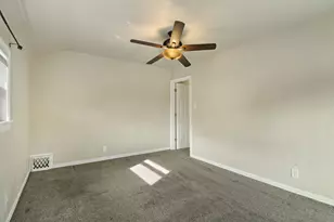 934 Cleveland Ave, Racine, WI 53405 - Photo 15