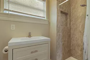 934 Cleveland Ave, Racine, WI 53405 - Photo 11