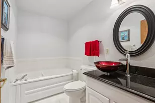 W203N16184 Pin Oak Cir, Jackson, WI 53037 - Photo 15