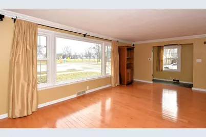 7200 W Locust St, Milwaukee, WI 53210 - Photo 5