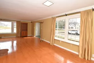 7200 W Locust St, Milwaukee, WI 53210 - Photo 7