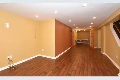 7200 W Locust St, Milwaukee, WI 53210 - Photo 31