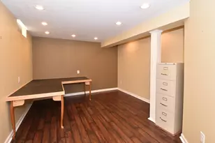 7200 W Locust St, Milwaukee, WI 53210 - Photo 33