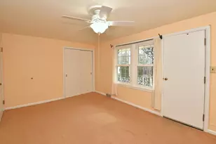 7200 W Locust St, Milwaukee, WI 53210 - Photo 25