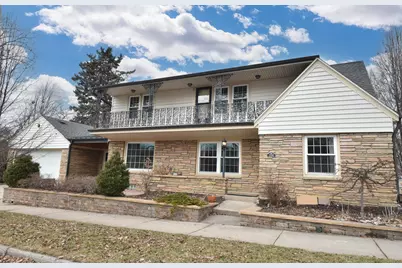 7200 W Locust St, Milwaukee, WI 53210 - Photo 35