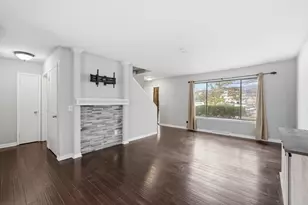 6113 W Calumet Rd, Milwaukee, WI 53223 - Photo 9