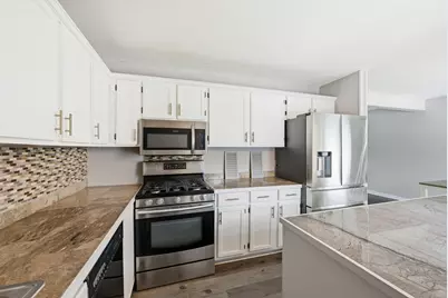 6113 W Calumet Rd, Milwaukee, WI 53223 - Photo 3