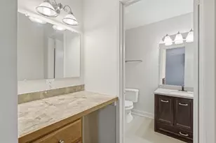 6113 W Calumet Rd, Milwaukee, WI 53223 - Photo 13