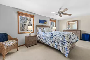 4958 W Colonial Ct, Greenfield, WI 53220 - Photo 13