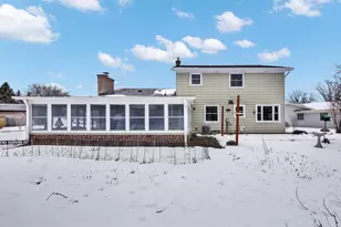 7953 Chapel Hill Ct, Franklin, WI 53132 - Photo 31