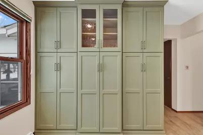 7953  Chapel Hill Ct, Franklin, WI 53132 - Photo 17