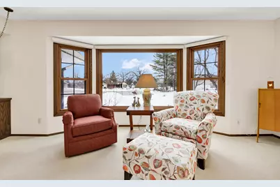 7953  Chapel Hill Ct, Franklin, WI 53132 - Photo 7