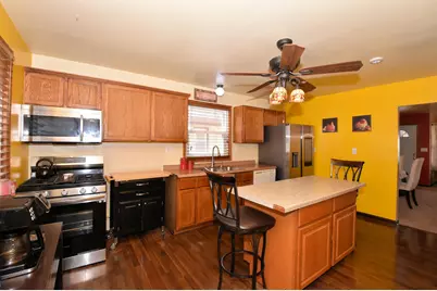 4040 N 11th St, Milwaukee, WI 53209 - Photo 9