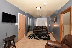 4040 N 11th St, Milwaukee, WI 53209 - Photo 19