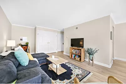 12980 W Bluemound Rd #108, Elm Grove, WI 53122 - Photo 11