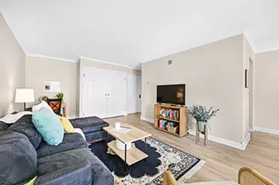 12980 W Bluemound Rd, Elm Grove, WI 53122 - Photo 11