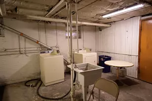 920 N 37th St, Milwaukee, WI 53208 - Photo 9