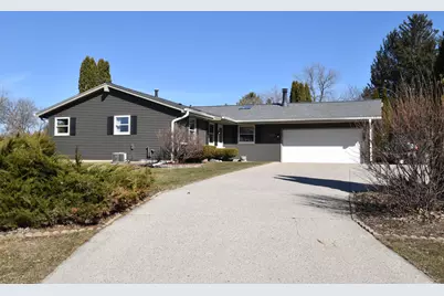 2940  Woodland Ct, Richfield, WI 53017 - Photo 39