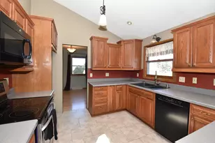 2940 Woodland Ct, Richfield, WI 53017 - Photo 13