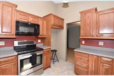 2940  Woodland Ct, Richfield, WI 53017 - Photo 15