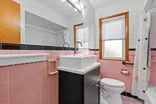 3251 N 94th St, Milwaukee, WI 53222 - Photo 15