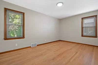 3251 N 94th St, Milwaukee, WI 53222 - Photo 13