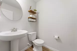 431 Nottingham Dr, Racine, WI 53182 - Photo 11