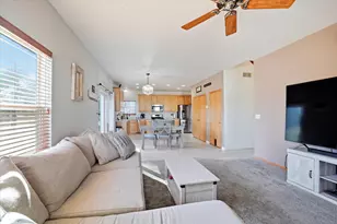 N7716 Maple Ridge Rd, Ixonia, WI 53066 - Photo 7