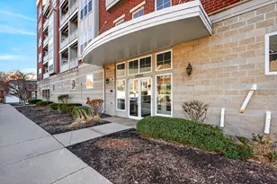 3930 S Lake Dr, Saint Francis, WI 53235 - Photo 31