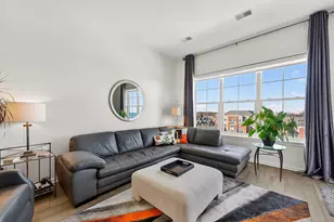 3930 S Lake Dr, Saint Francis, WI 53235 - Photo 11